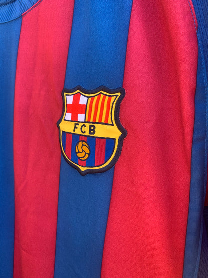 2005 BARCELONA HOME SHIRT - RONALDINHO 10